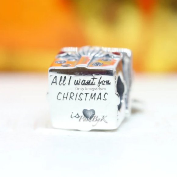 PANDORA Santa in a Giftbox Charm 798470C01 - Picture 4 of 4